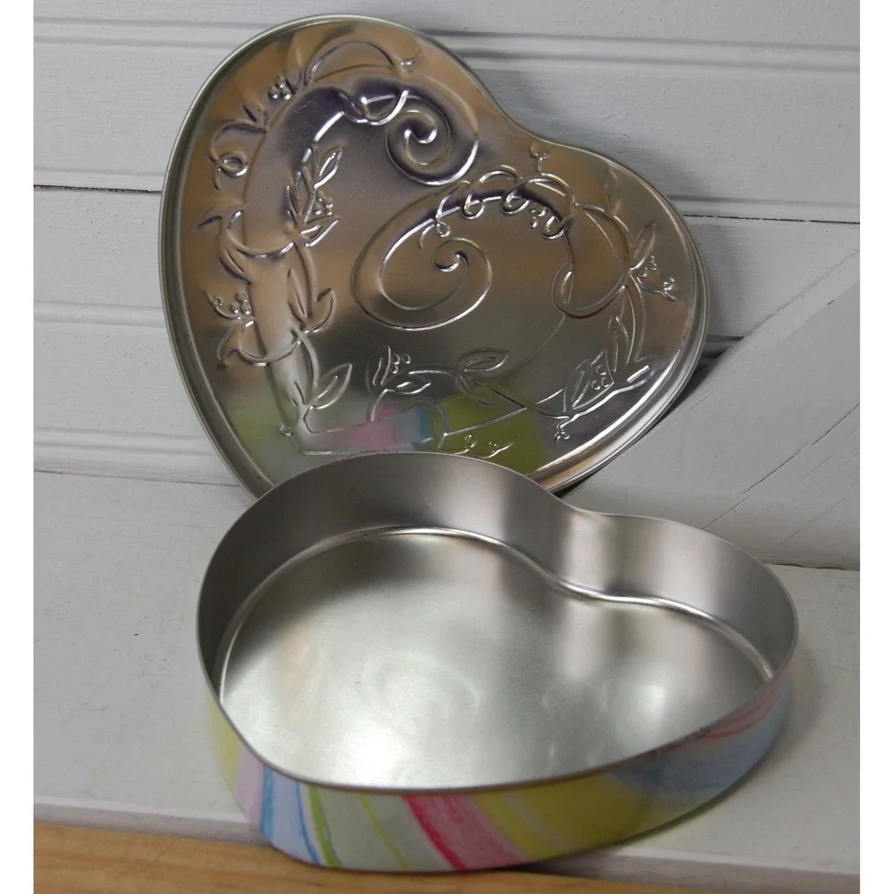 Brighton Tin Jewelry box Heart-shaped Flower vines Striped‎ Y2K Vintage
